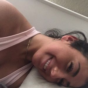 Meet your Posher, Sydne